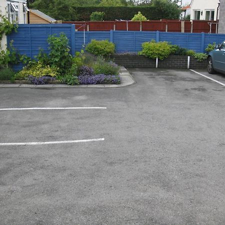 Penryn Guest House, Ensuite Rooms, Free Parking And Free Wifi Stratford-upon-Avon Exterior photo