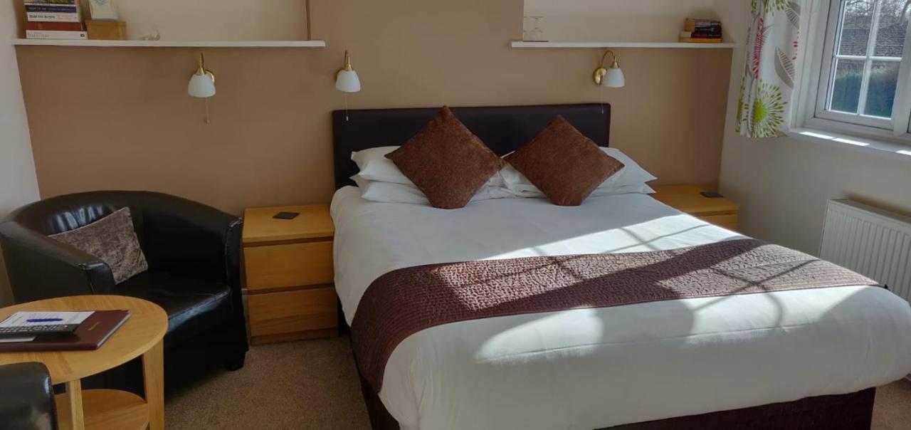 Penryn Guest House, Ensuite Rooms, Free Parking And Free Wifi Stratford-upon-Avon Exterior photo